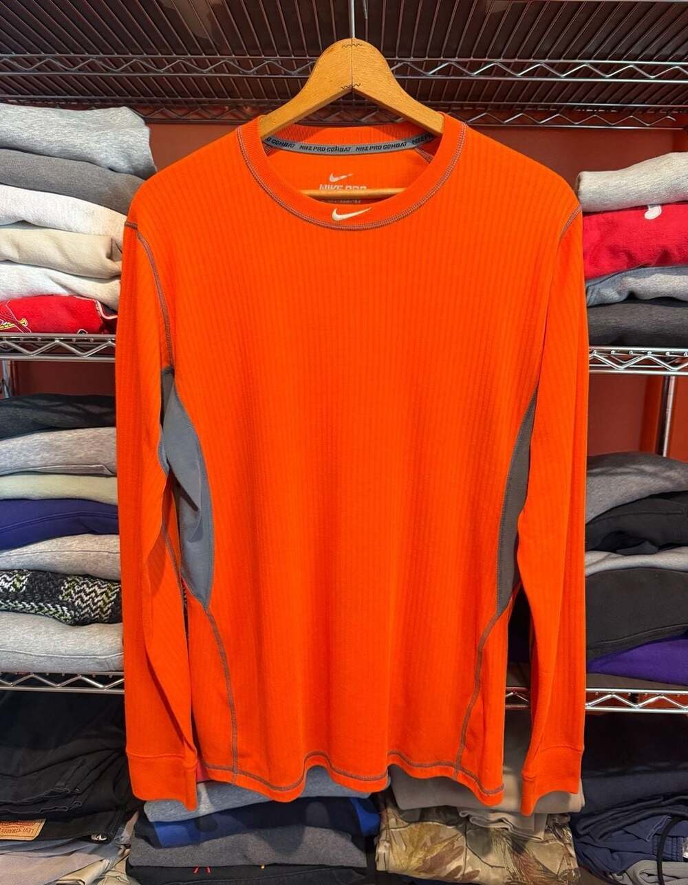 Nike Pro Combat Dri-Fit Shirt Mens XL Orange Grey Long Sleeve Fitted